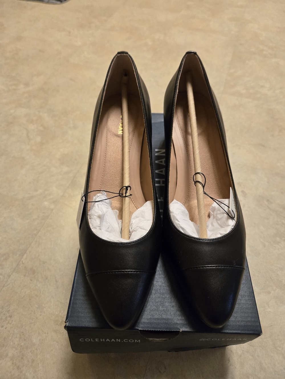 New With Box Cole Haan Black Pointed-Toe Leather Pumps
